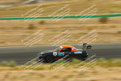 media/May-31-2025-CalClub SCCA (Sat) [[2c1a04e1ee]]/Race/Group 2/Turn 4b/